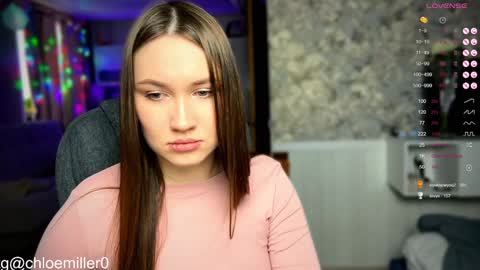 Snapshot of _chloe_miller_ chatting on January 17, 7:19 am _chloe_miller_ online show from January 17, 7:19 am