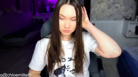 Snapshot of _chloe_miller_ chatting on January 31, 10:21 pm _chloe_miller_ online show from January 31, 10:21 pm