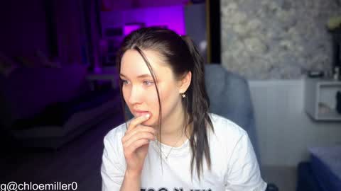 Snapshot of _chloe_miller_ chatting on February 1, 1:55 am _chloe_miller_ online show from February 1, 1:55 am