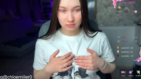 Snapshot of _chloe_miller_ chatting on February 10, 11:45 pm _chloe_miller_ online show from February 10, 11:45 pm