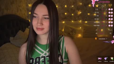 Snapshot of _chloe_miller_ chatting on February 21, 6:15 pm _chloe_miller_ online show from February 21, 6:15 pm