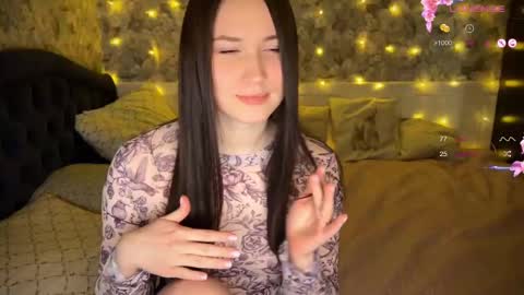 Snapshot of _chloe_miller_ chatting on February 22, 6:19 pm _chloe_miller_ online show from February 22, 6:19 pm