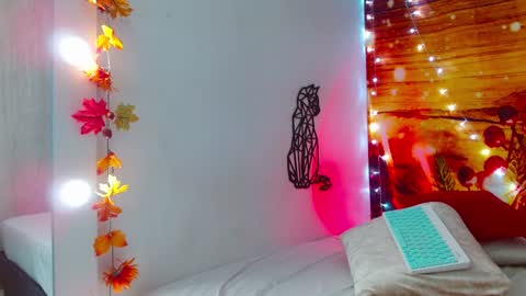 Snapshot of _chloeee chatting on December 25, 3:18 am Katy online show from December 25, 3:18 am