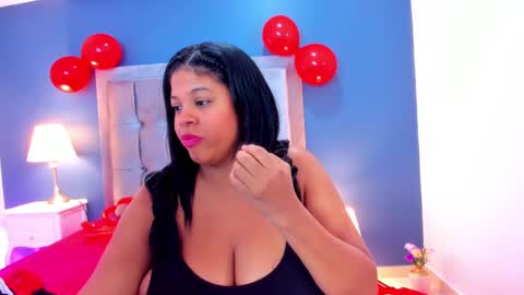 _ciara_benet_ online show from February 14, 3:15 pm