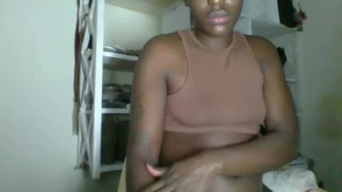 clara online show from March 22, 2:15 am