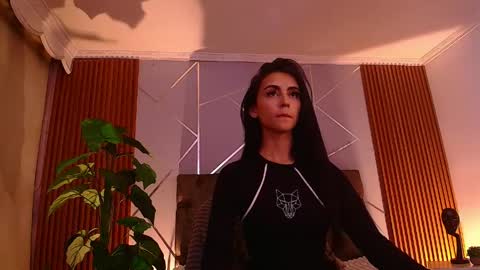 Coraline online show from April 15, 6:31 am