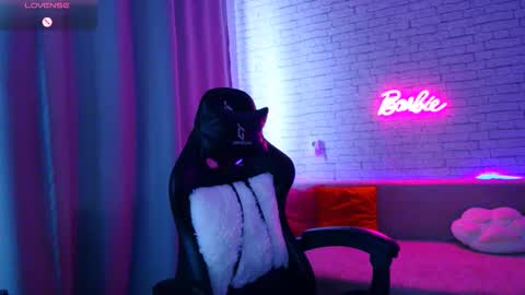 Snapshot of _crazybee_ chatting on September 21, 5:09 am Nica online show from September 21, 5:09 am