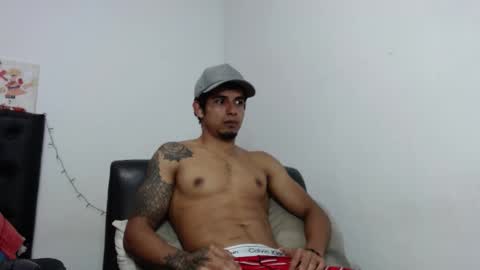  crissgex  online show from January 9, 5:32 am