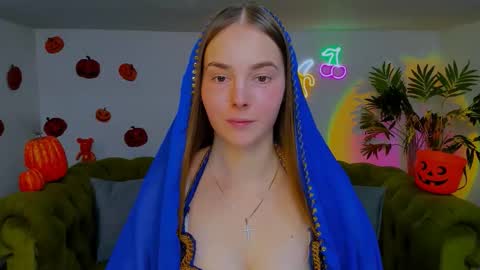 Erika online show from October 31, 7:59 pm