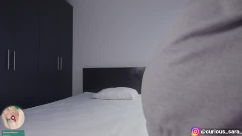 sara again3 online show from April 12, 9:42 pm