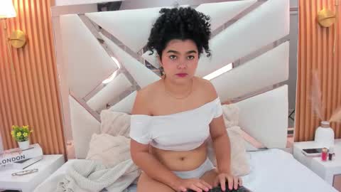 _curly_beauty online show from February 19, 2:35 pm