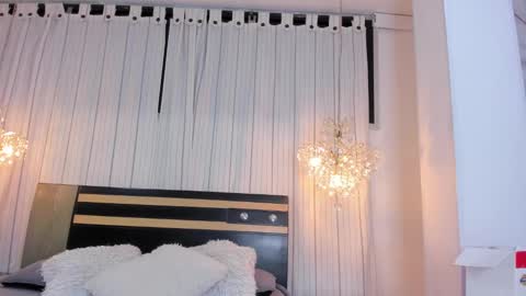 Snapshot of _dahiana_1 chatting on January 4, 7:55 pm Dahiana Lincoln online show from January 4, 7:55 pm