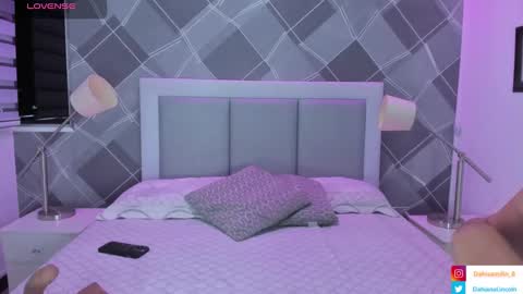 Snapshot of _dahiana_1 chatting on February 12, 7:13 pm Dahiana Lincoln online show from February 12, 7:13 pm