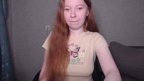 Snapshot of _damnbaby chatting on December 5, 6:00 am _damnbaby online show from December 5, 6:00 am