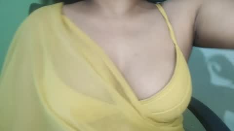 _dreamgirl_0 online show from April 1, 10:16 am