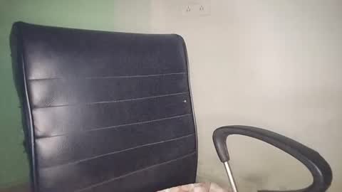 Snapshot of _dreamgirl_0 chatting on June 24, 10:42 pm _dreamgirl_0 online show from June 24, 10:42 pm