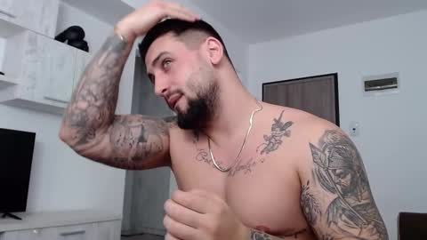 Dylan online show from December 19, 8:45 am