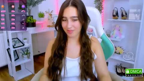 Lizzy  online show from December 13, 9:42 pm