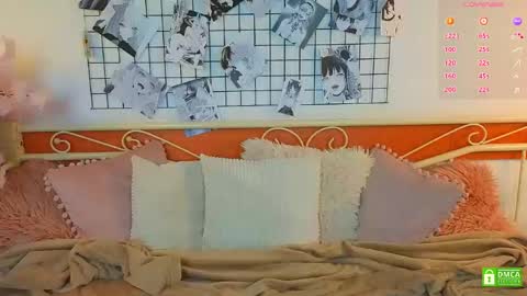 Snapshot of _eliizabeth__ chatting on May 13, 1:47 am Lizzy online show from May 13, 1:47 am