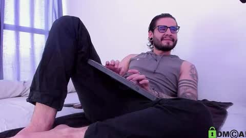 Snapshot of _elon_coxx_ chatting on October 2, 9:11 pm  -         online show from October 2, 9:11 pm