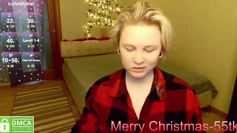 Snapshot of _elven_dreams__ chatting on December 23, 6:58 pm chloue and Gretta online show from December 23, 6:58 pm