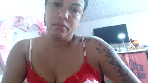 _emilimilf online show from July 14, 4:13 pm