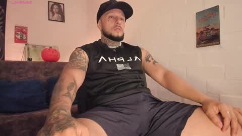 Emilio online show from October 15, 9:42 am