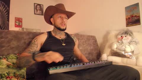 Emilio online show from December 21, 9:27 am