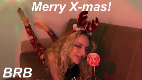 Snapshot of _emily__sweety_ chatting on December 28, 2:53 pm Emily online show from December 28, 2:53 pm