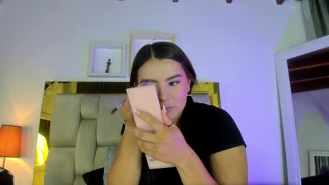 Isabella online show from December 19, 12:01 pm