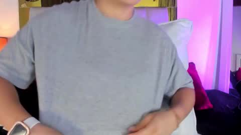 Isabella online show from September 28, 12:10 pm