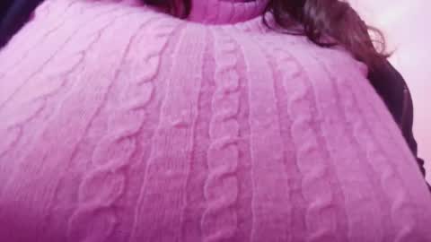 Emily  online show from November 10, 11:20 am