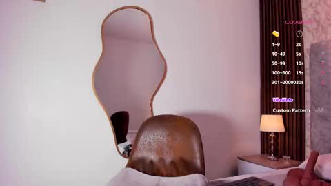  emily skinny online show from November 24, 12:49 pm