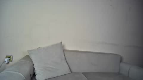 Emma Sugar online show from April 2, 8:39 pm