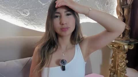 _emmawalka online show from November 2, 8:00 pm