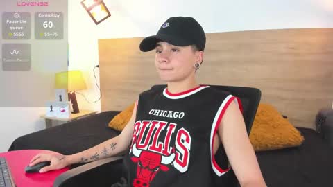 Eternal  online show from March 5, 5:07 am