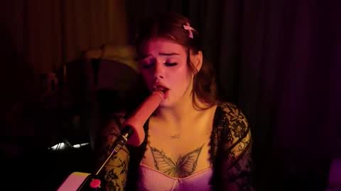 Eva Lane online show from October 8, 7:39 am