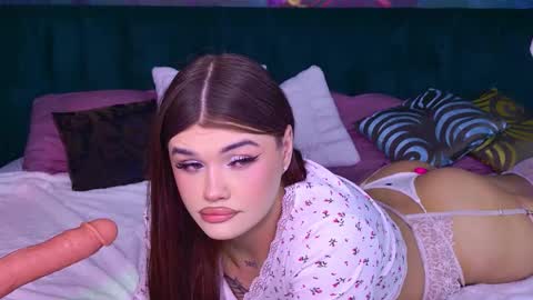 Eva Lane online show from March 1, 9:00 am