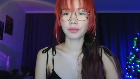 Snapshot of _eve____ chatting on December 22, 11:33 am EveEva online show from December 22, 11:33 am