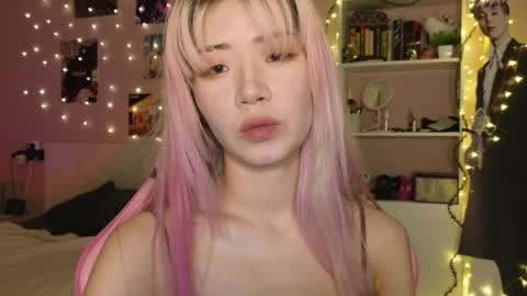 EveEva online show from April 4, 3:16 am