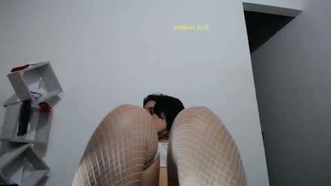 Snapshot of _exa_ chatting on March 2, 11:42 pm Exa help me position myself with your thumb up thanks online show from March 2, 11:42 pm