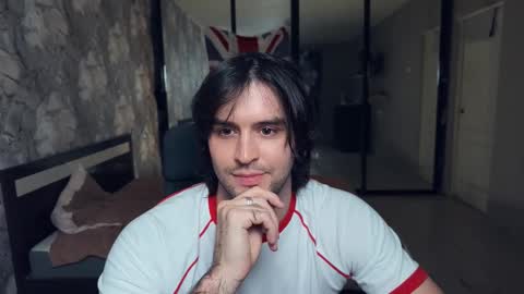 Keanu online show from November 1, 5:04 pm