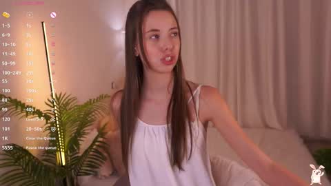 Snapshot of _fluffybunny_ chatting on September 11, 5:24 pm Goldy Grace online show from September 11, 5:24 pm