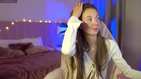 Snapshot of _fluffybunny_ chatting on September 19, 11:33 am Goldy Grace online show from September 19, 11:33 am