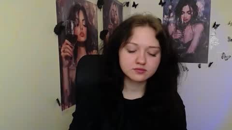 Alice online show from April 17, 6:05 am