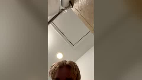 Snapshot of _frosty_69 chatting on June 30, 4:19 pm _frosty_69 online show from June 30, 4:19 pm