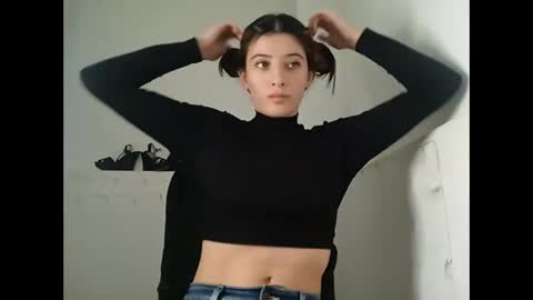 Snapshot of _genesid_dixton chatting on January 23, 9:07 pm Mia-foster online show from January 23, 9:07 pm