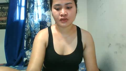 genny online show from June 29, 1:01 am