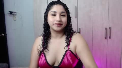 Gia Independent model online show from November 9, 10:52 pm