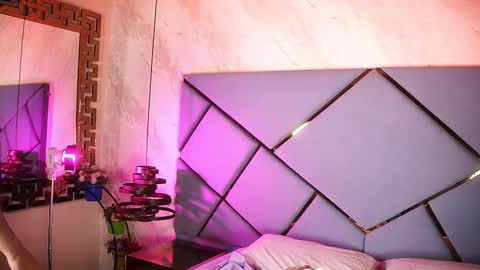 _giggy online show from January 6, 11:36 am